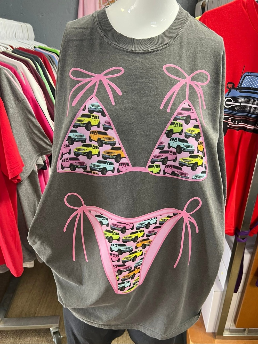 Brand new unisex T-shirt comfort colors bikini